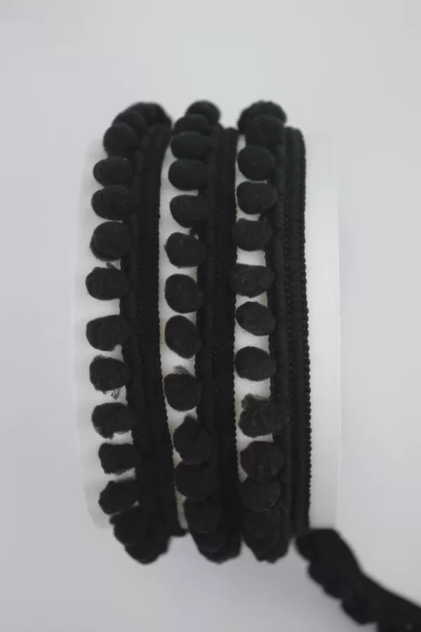 Galón con pompones