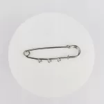 Alfiler de gancho con cuelga dijes