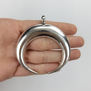 Dijes del espacio - Luna invertida