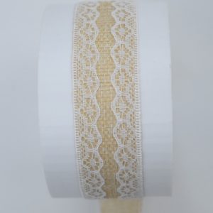 Cinta de yute con puntilla