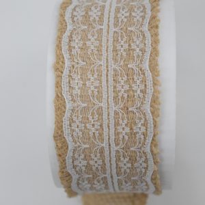 Cinta de yute con puntilla