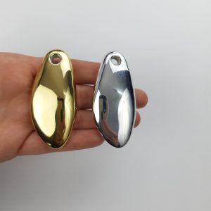 Dije con forma irregular