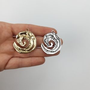 Dije de caracol